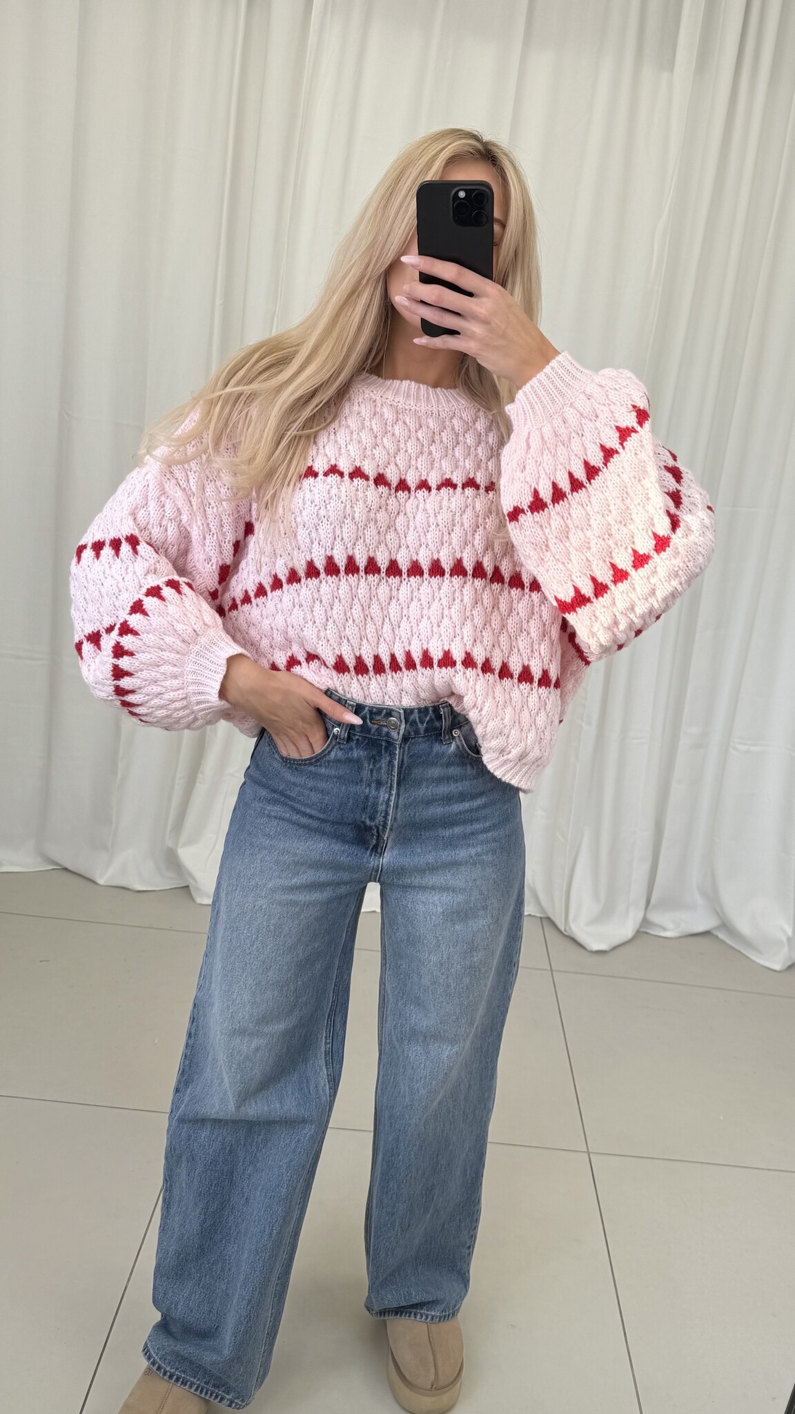 ARI 3D PULLOVER  (Pink/Red)