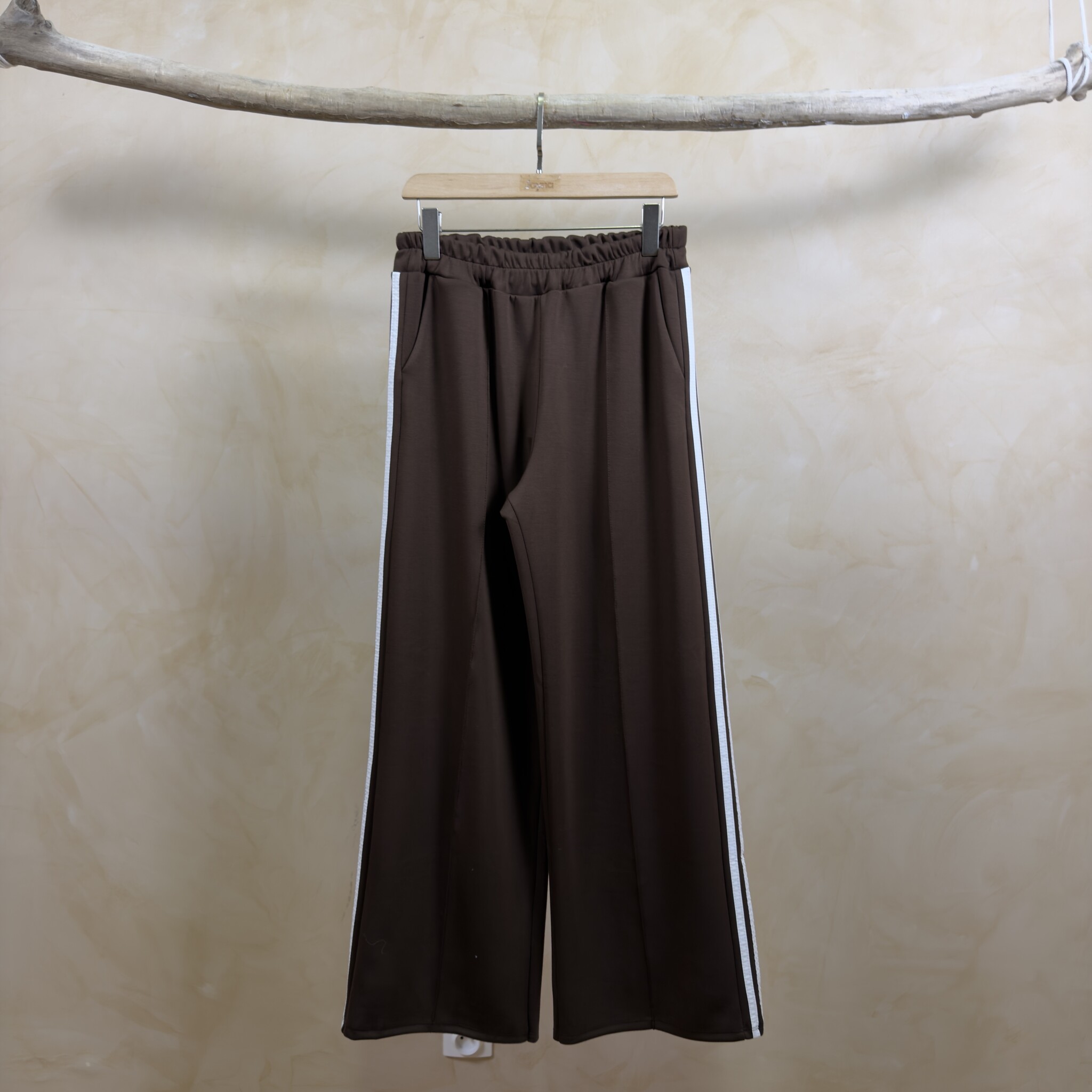 JOY STRIPES PANTS  (Chocolate)