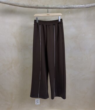 JOY STRIPE JOG  (Brown)