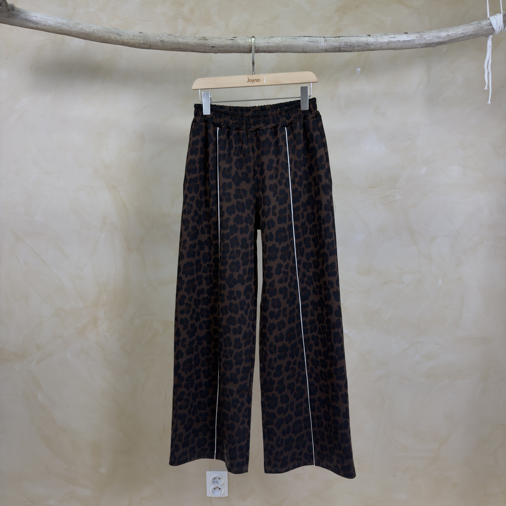 JOY LEOPARD STRIPE JOG  (Chocolate)