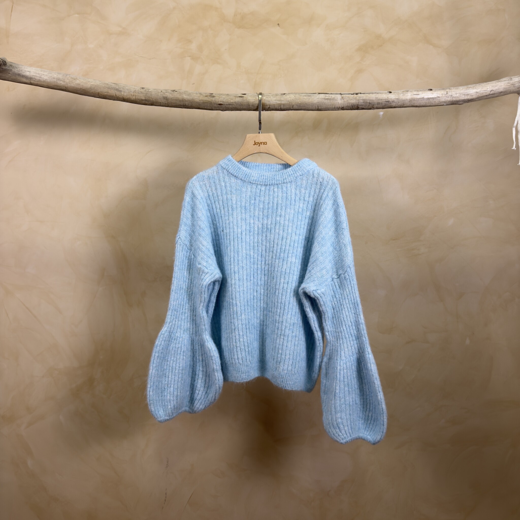 JOY PULLOVER (Light Blue)