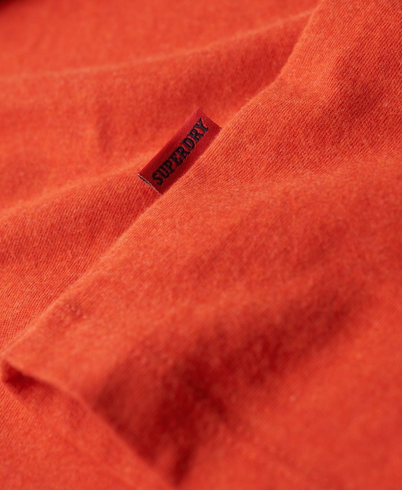 ESSENTIAL LOGO EMB TEE (Expedition Red)