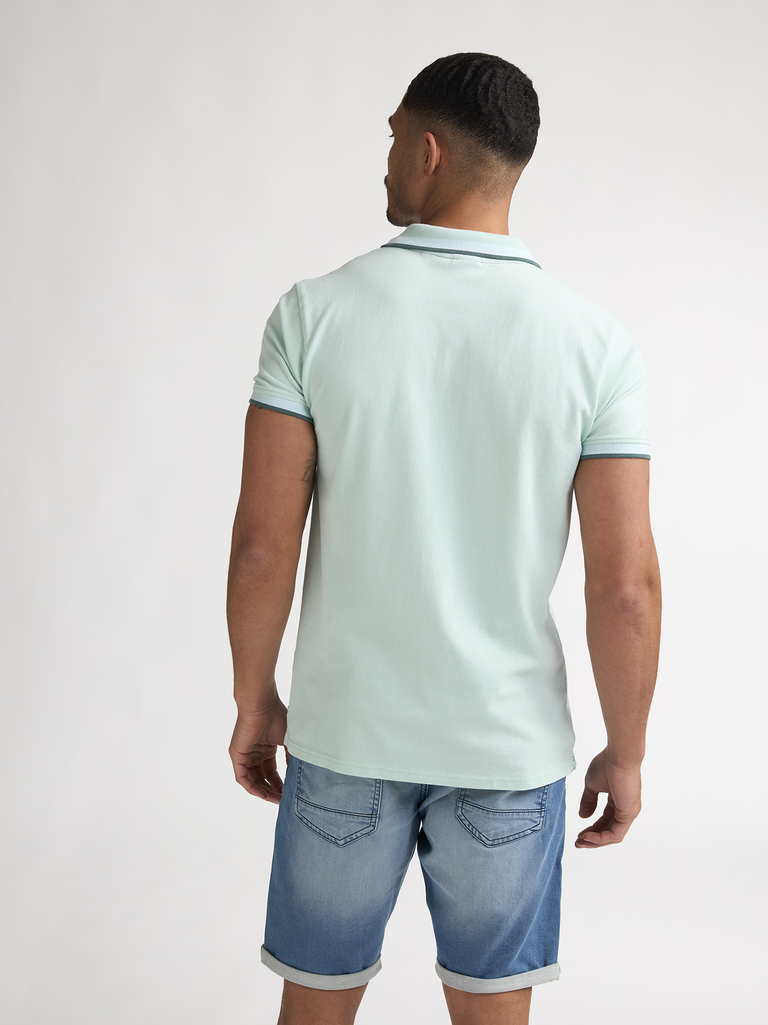 M-1060-POL933 (6168)