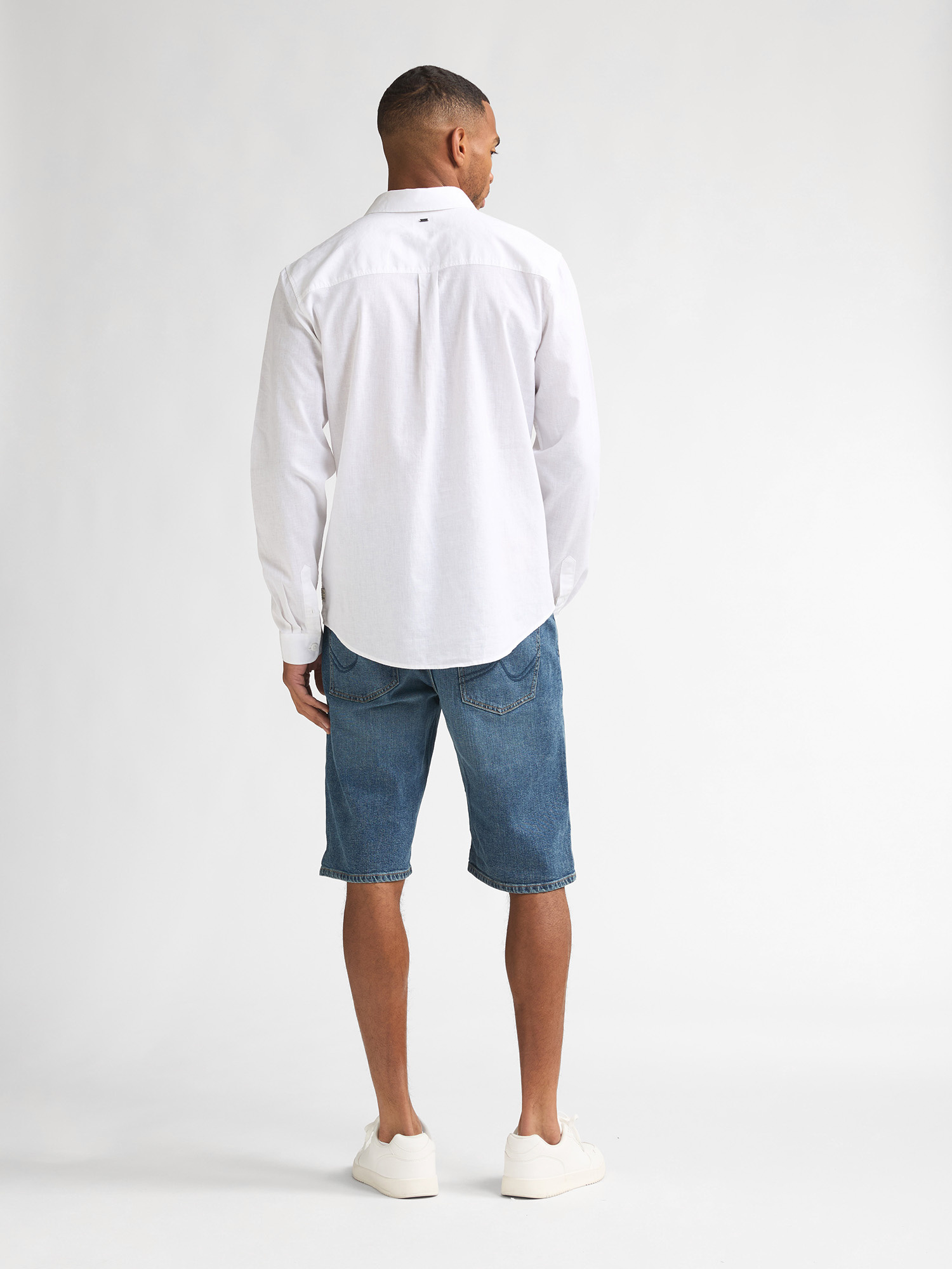 M-1060-SIL437 (0000)