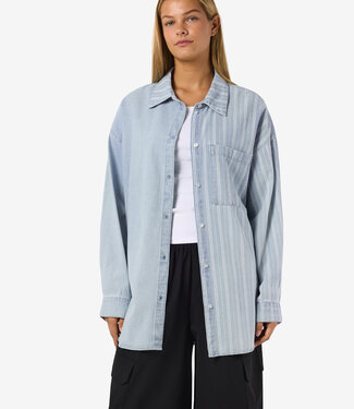 NOISY MAY NMKATRI L/S OVERSIZED SHIRT (MEDIUM  BLUE DENIM|)
