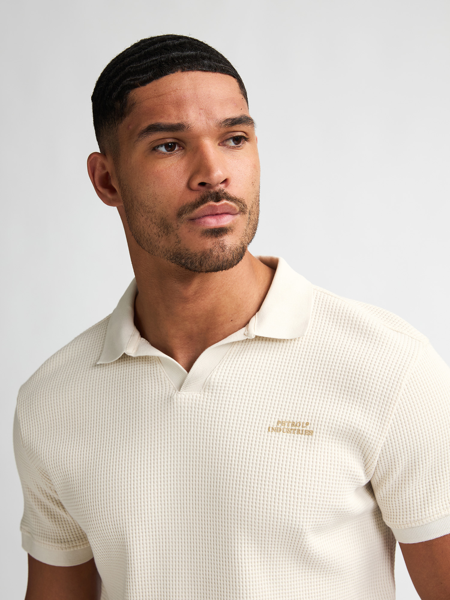 M-1060-POL916 (0112)