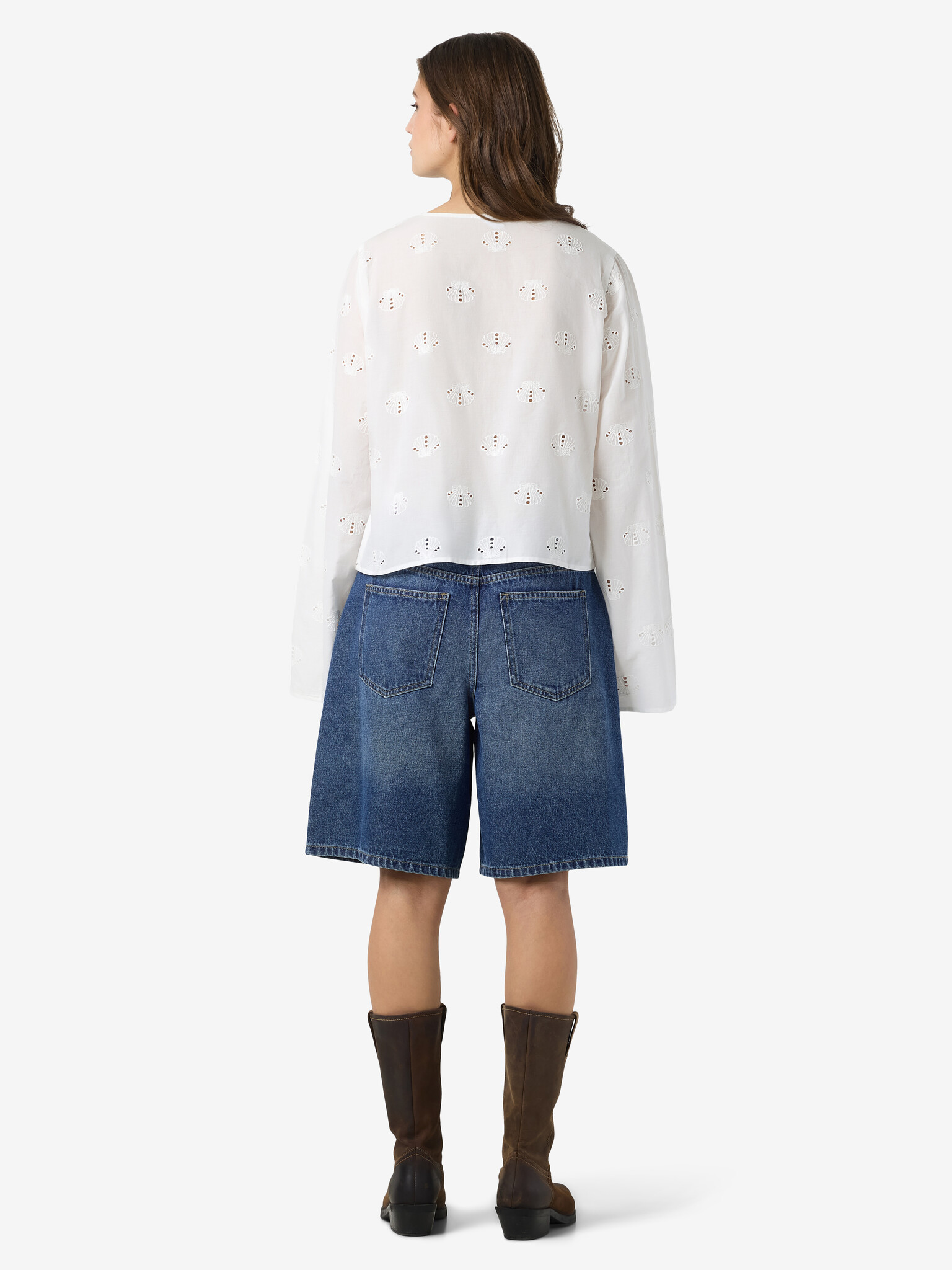 NMASHLEY L/S TIE V-NECK SHIRT WVN FWD (CLOUD DANCER/SEA SHELLS)
