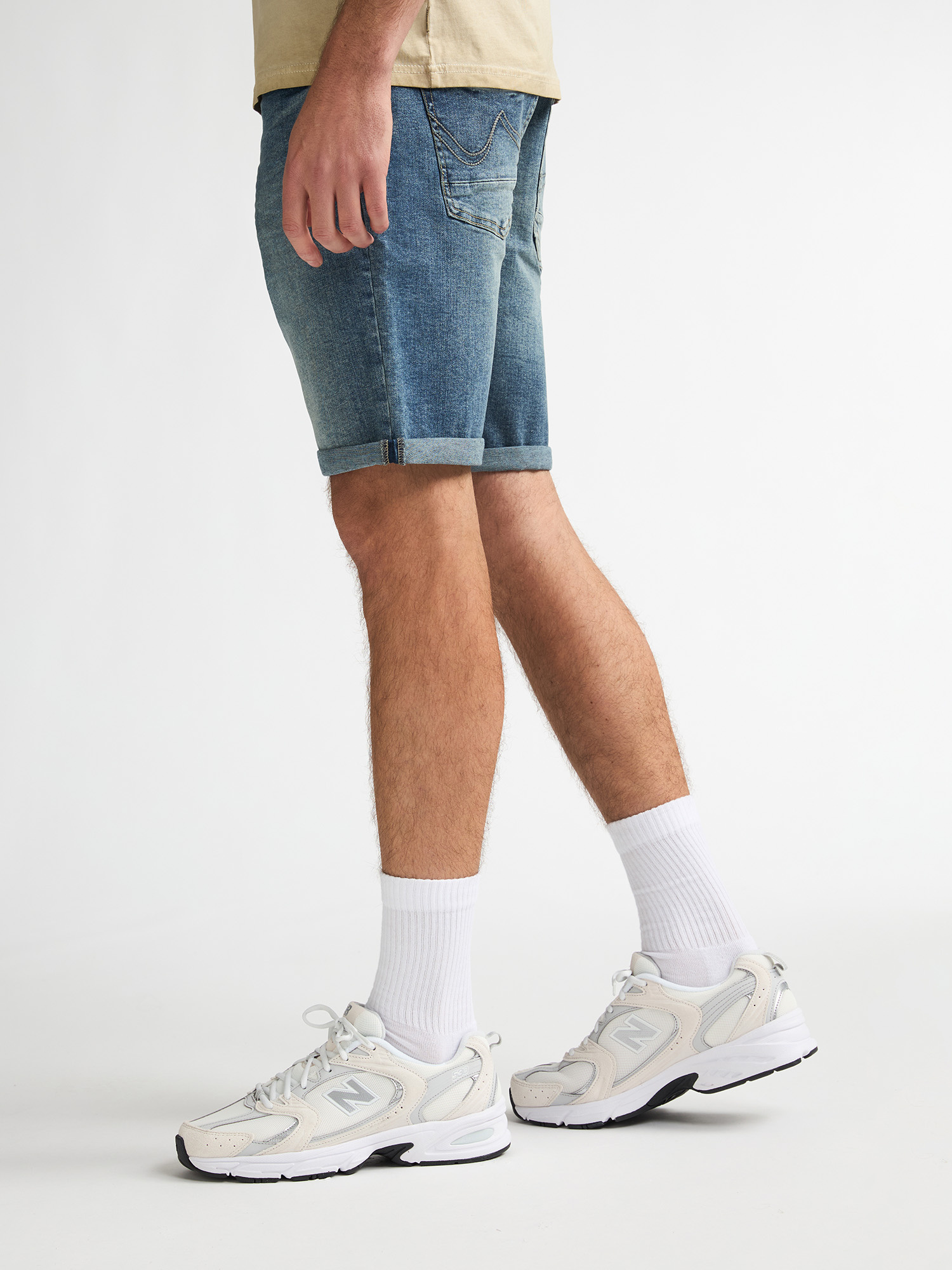 M-1060-SHO002 (5886)