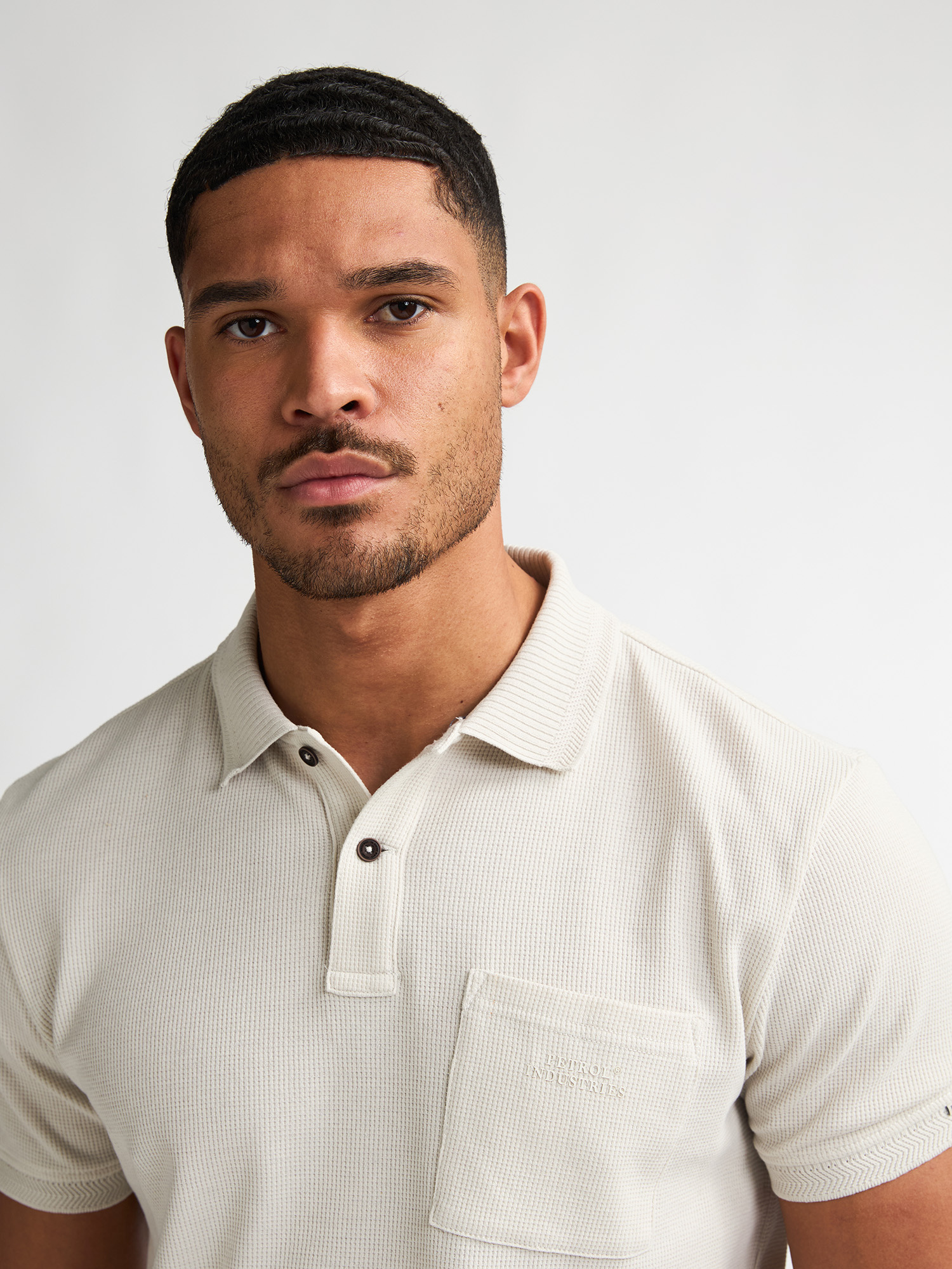 M-1060-POL906 (0112)