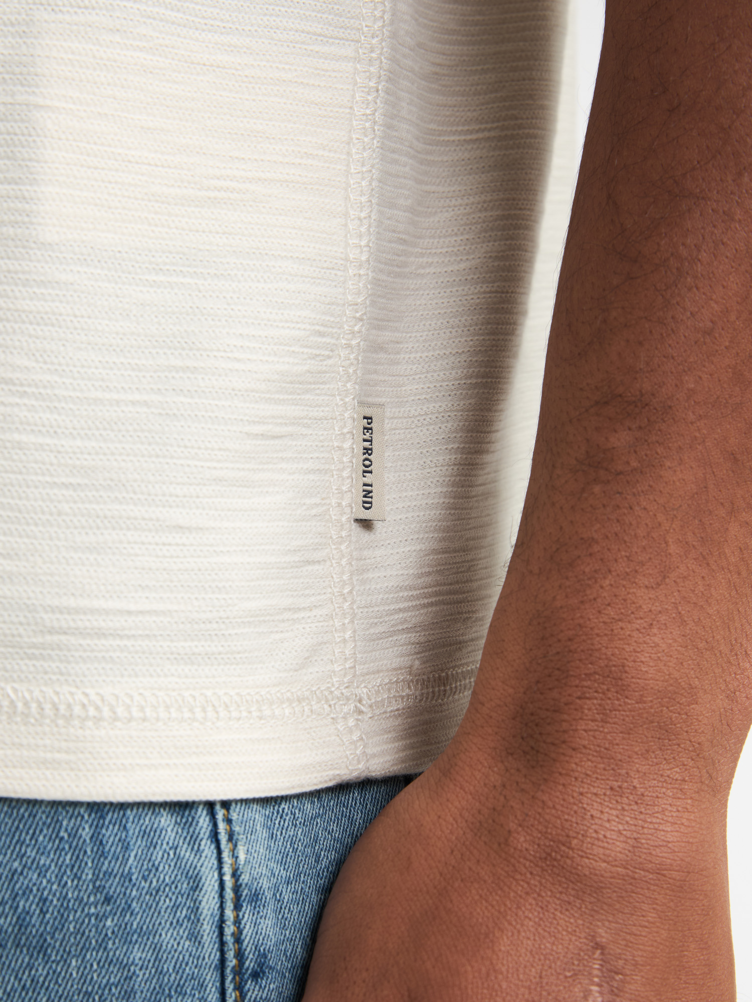 M-1060-TSR610 (0112)