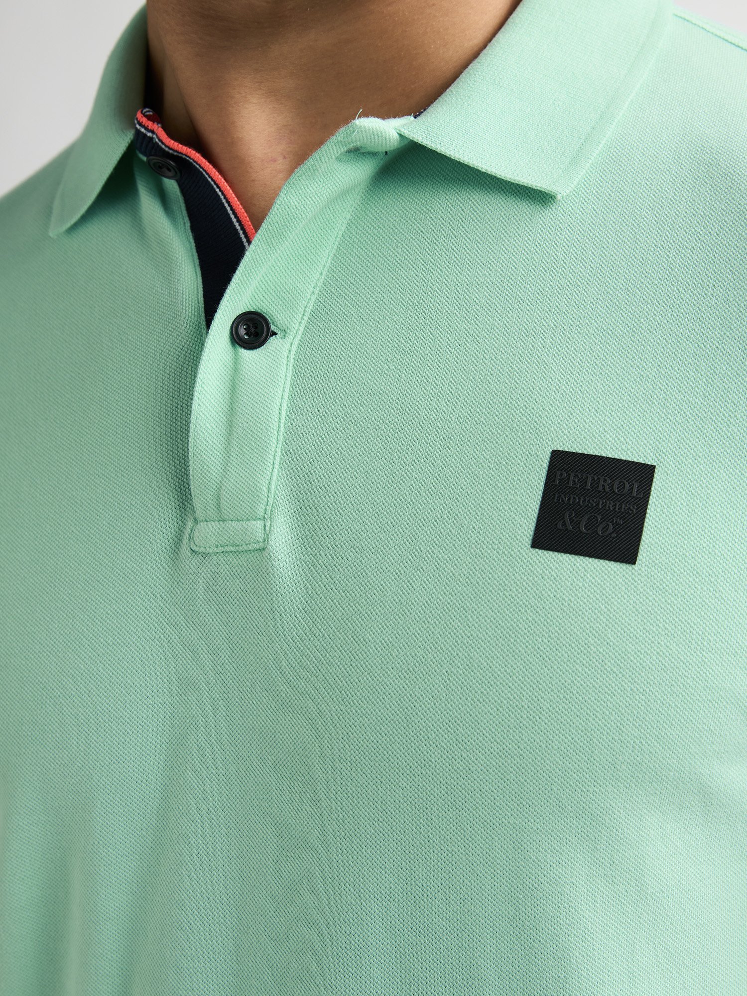 M-2060-POL945 (6182)