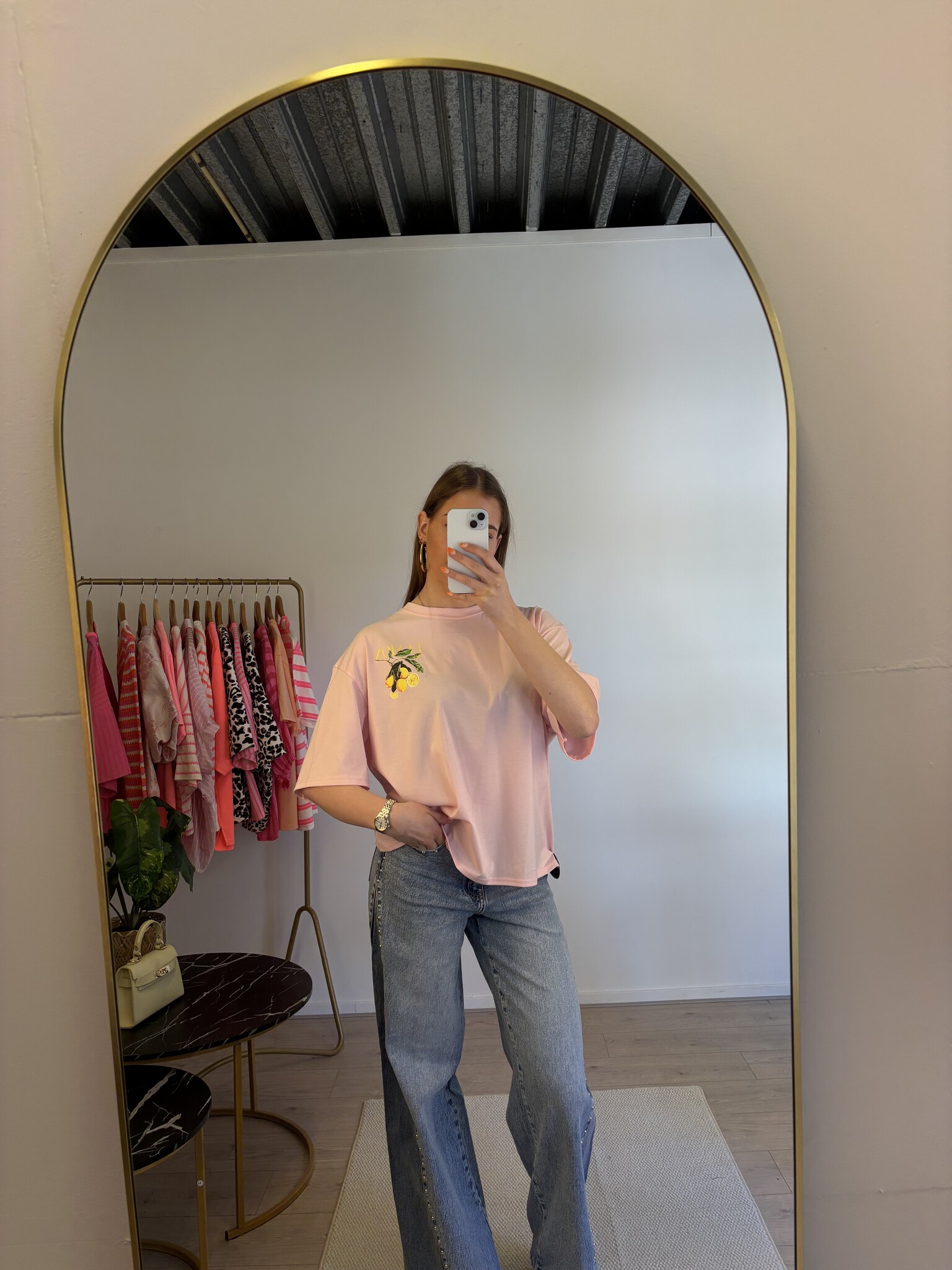 LEMON T-shirt Hanger (Pink/Cherry)