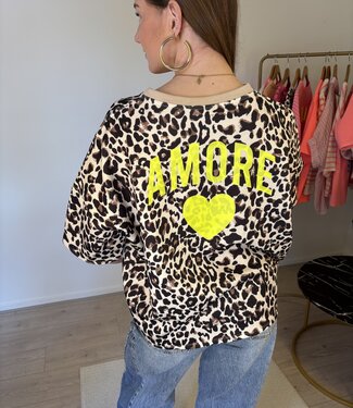 AMORE LEO T-shirt (Neon Yellow)