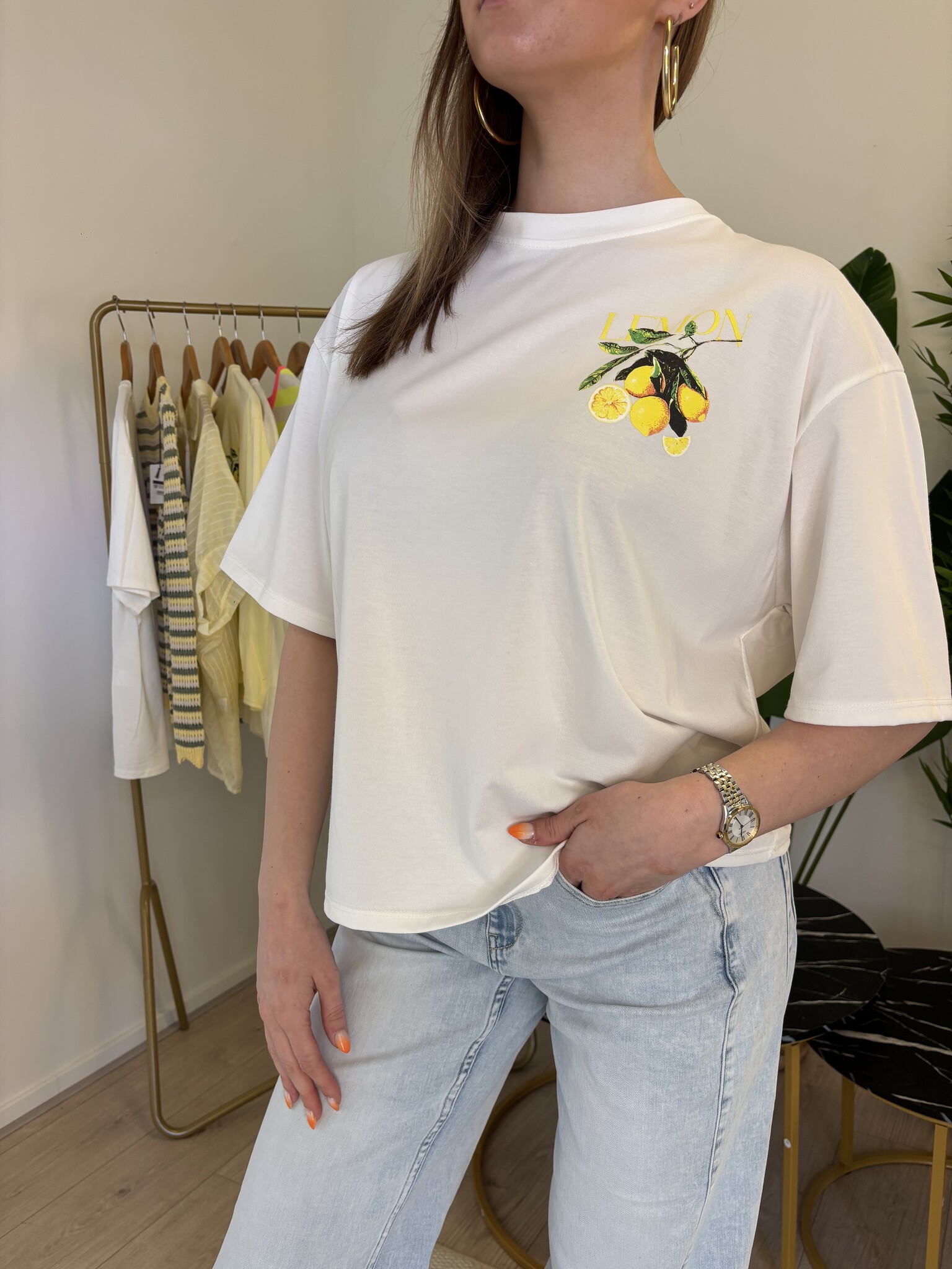 LEMON T-shirt Hanger (White/Peach)