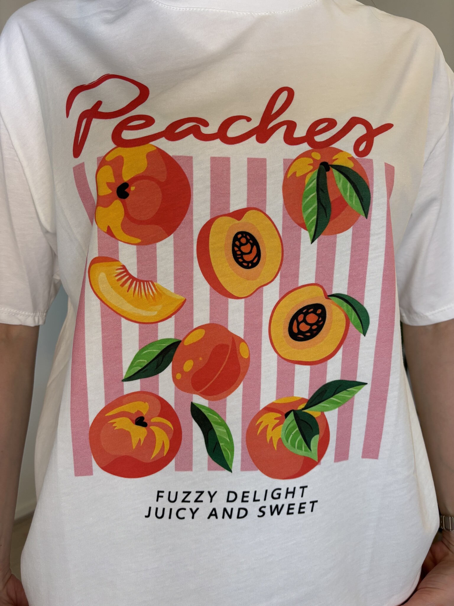 PEACHES JUICY T-Shirt