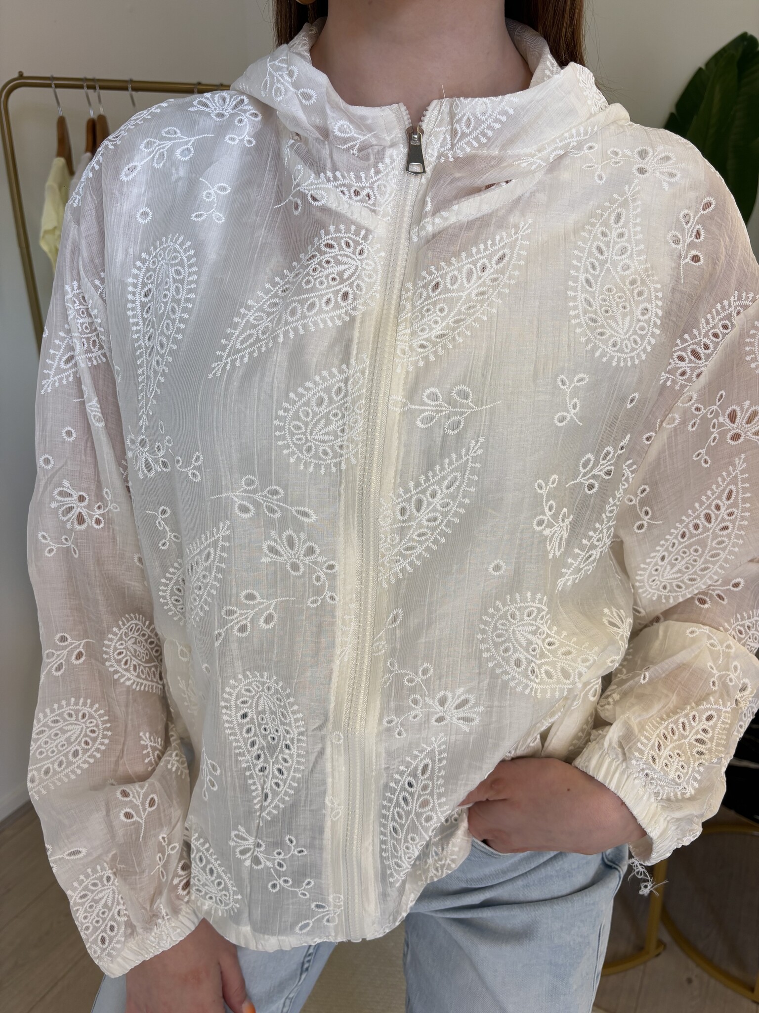 ANA Boho Chic Vest (White)