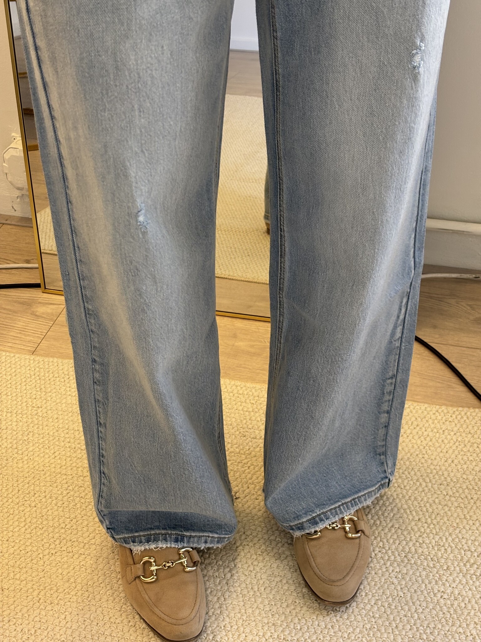 AMELI Straight Fit Jeans (Light Blue Denim)