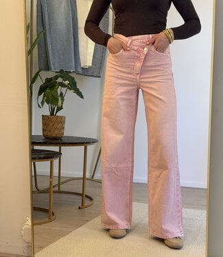 AMELI Straight Fit Jeans (Pink)