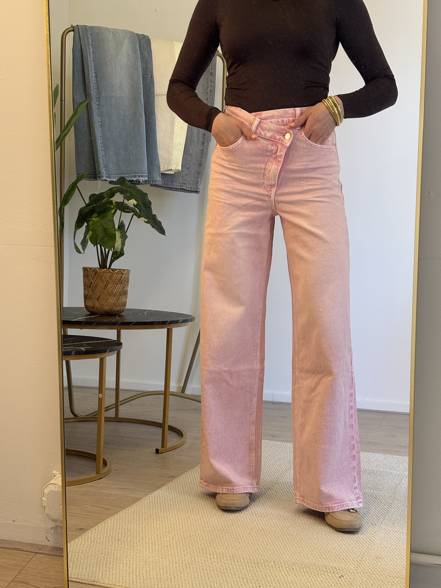 AMELI Straight Fit Jeans (Pink)