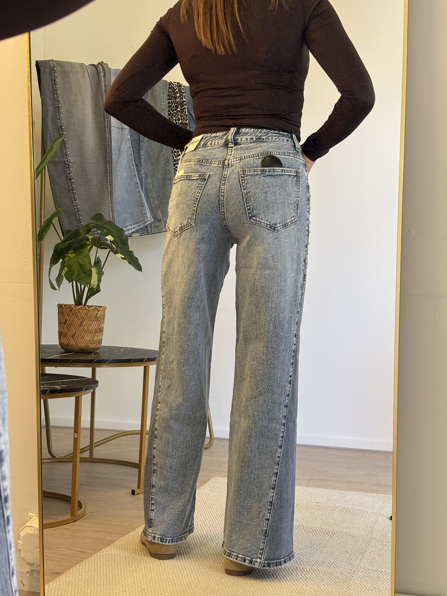 AMBER STUTS Straight Fit Jeans