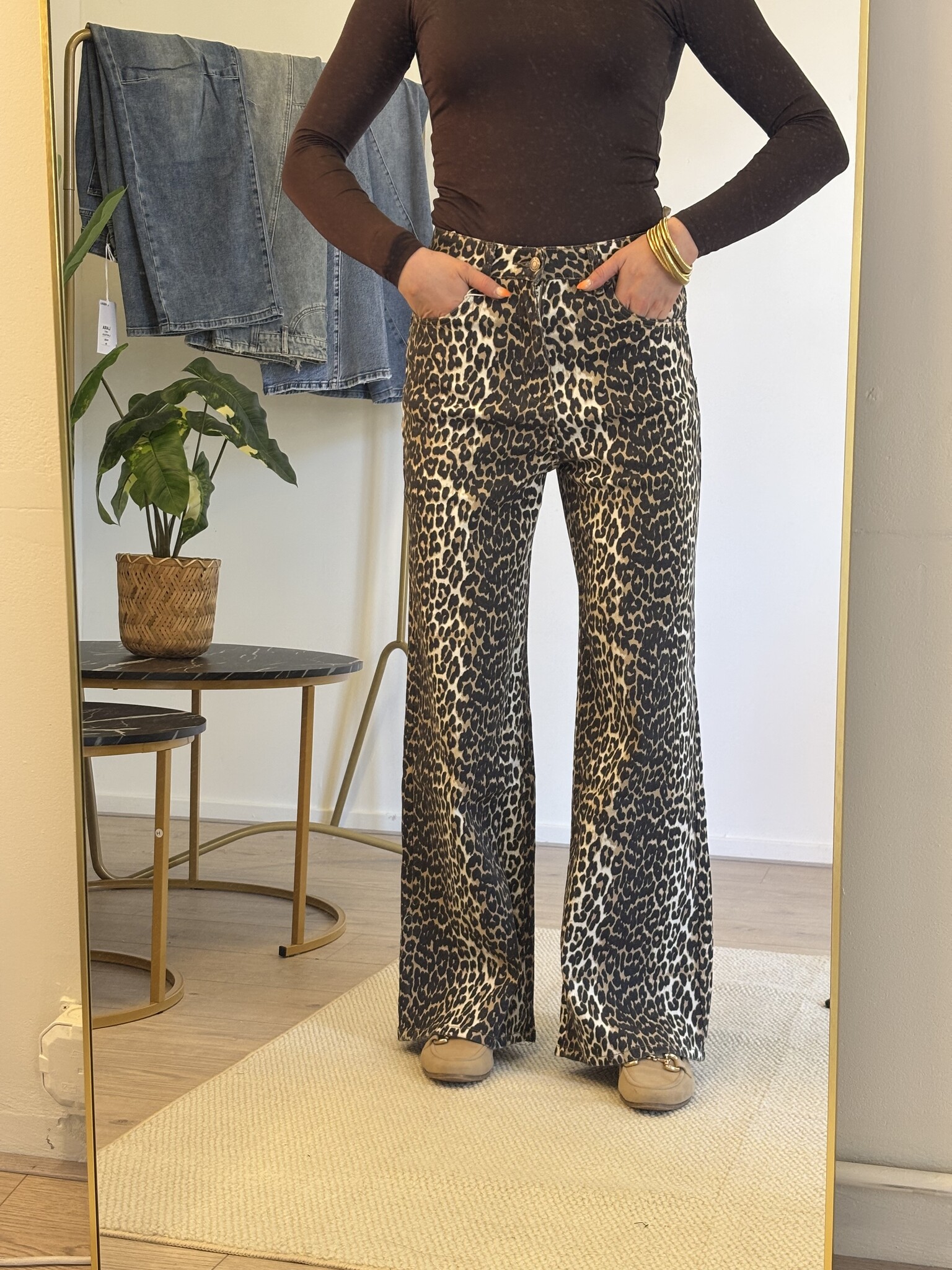 LEONA Straight Fit Jeans (Leopard)