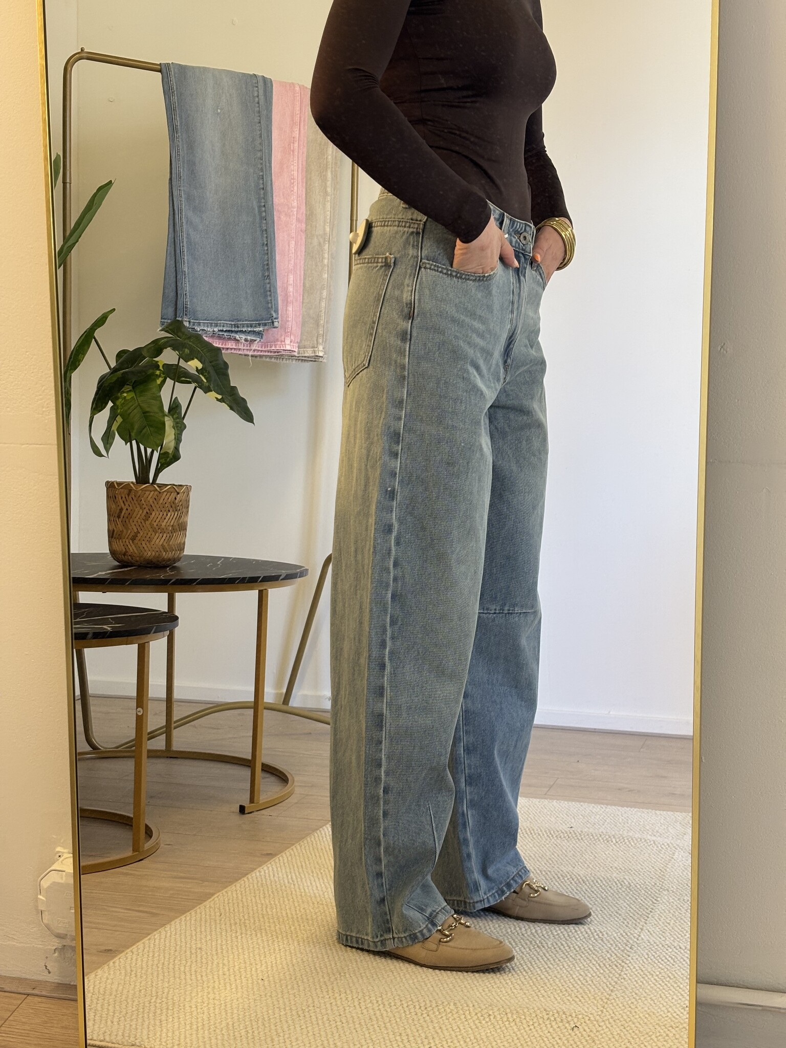 MELLY Balloon Fit Jeans (Light BLue Denim )