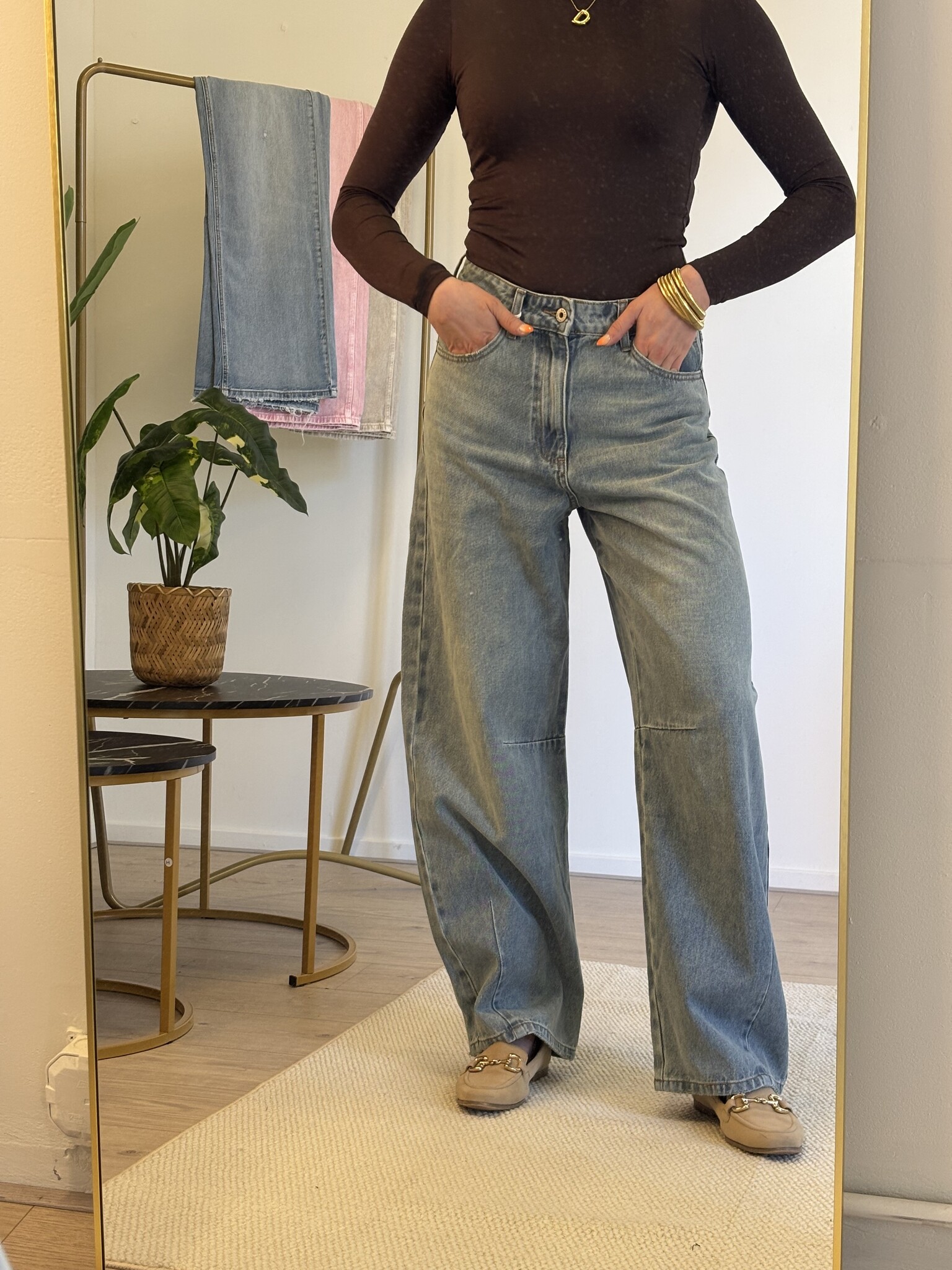 MELLY Balloon Fit Jeans (Light BLue Denim )