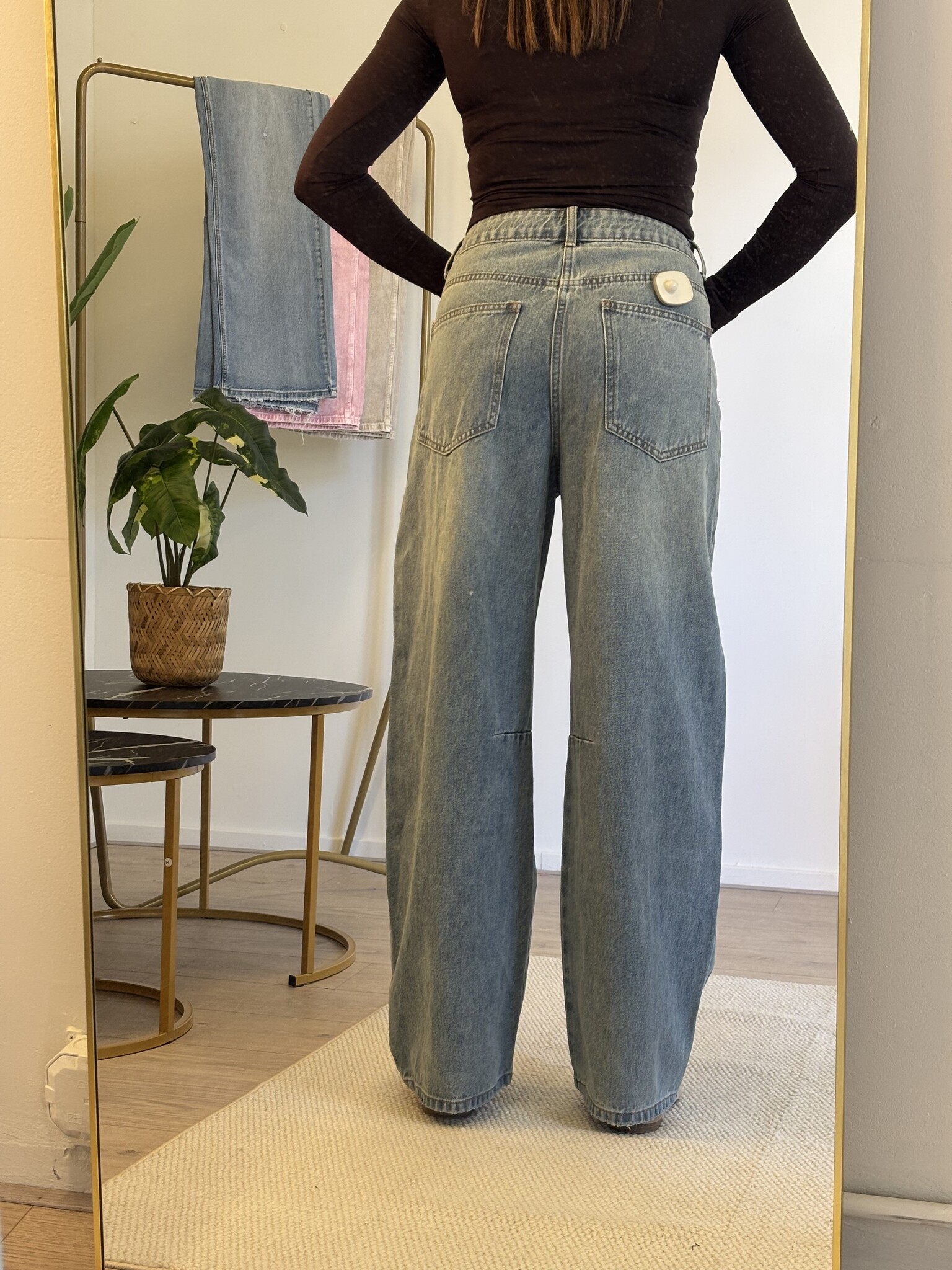 MELLY Balloon Fit Jeans (Light BLue Denim )