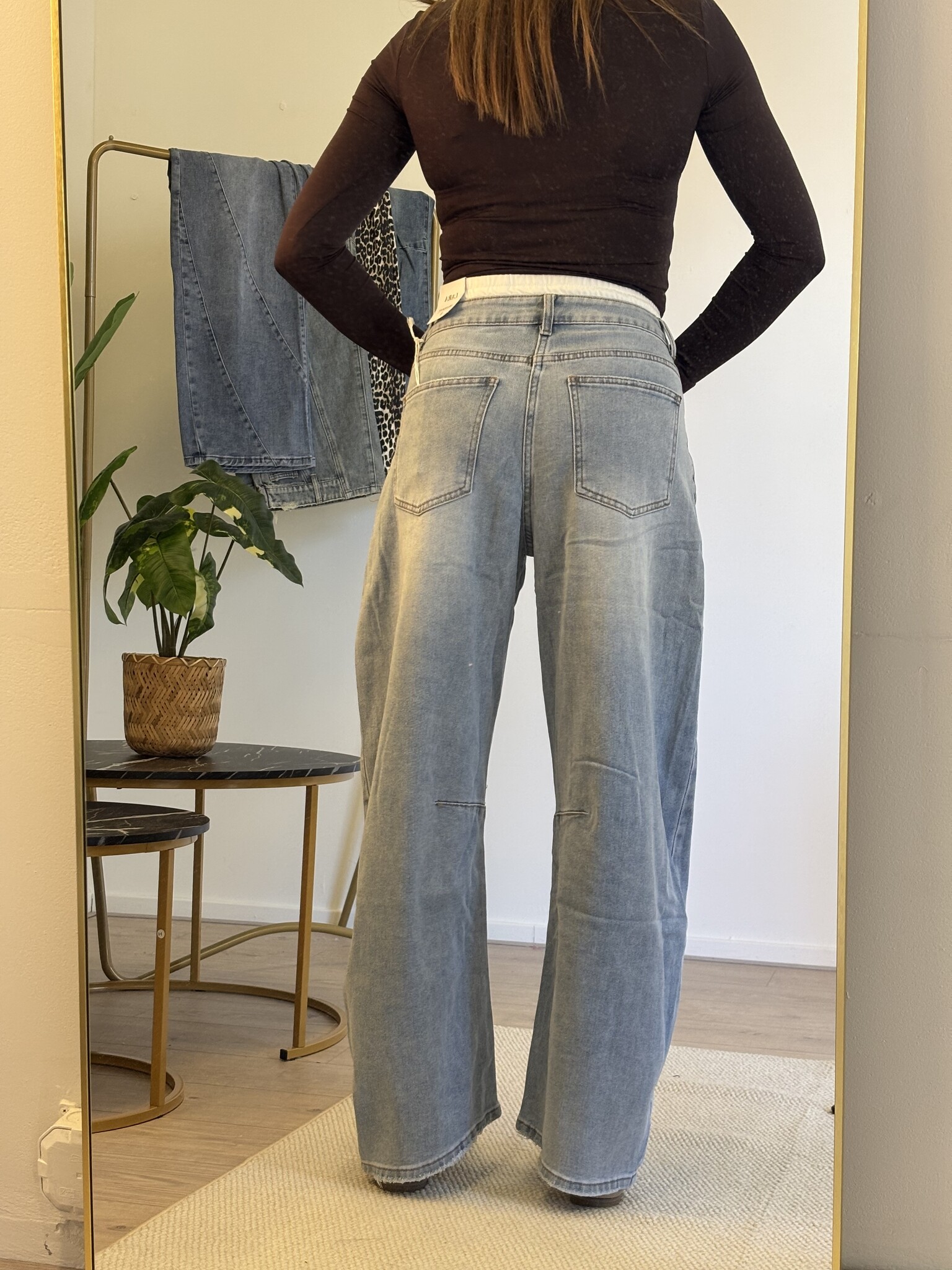 LARA Ballon Fit Jeans (Light Blue)