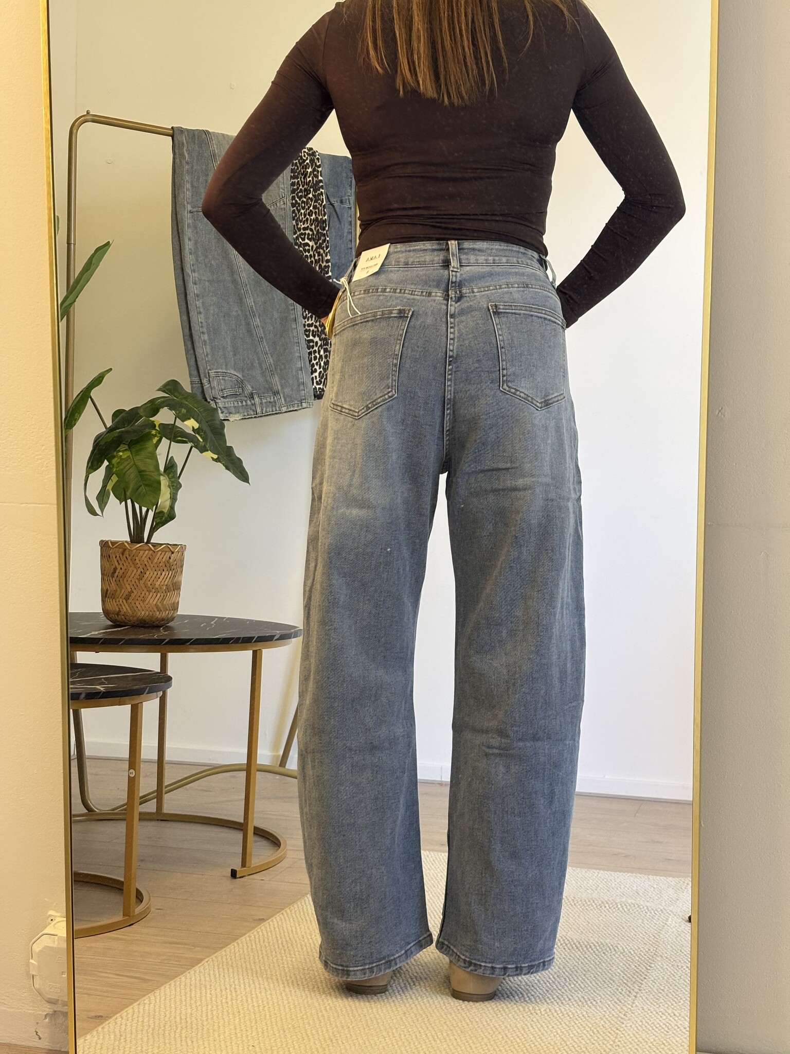 LILI Ballon Fit Jeans (Medium Blue Denim)