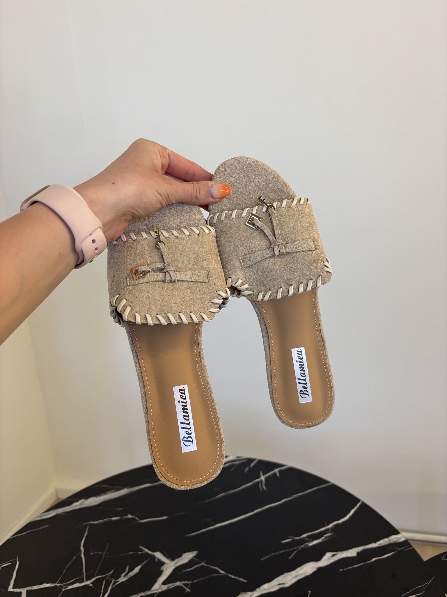LORA PIANA Sandals (Beige)