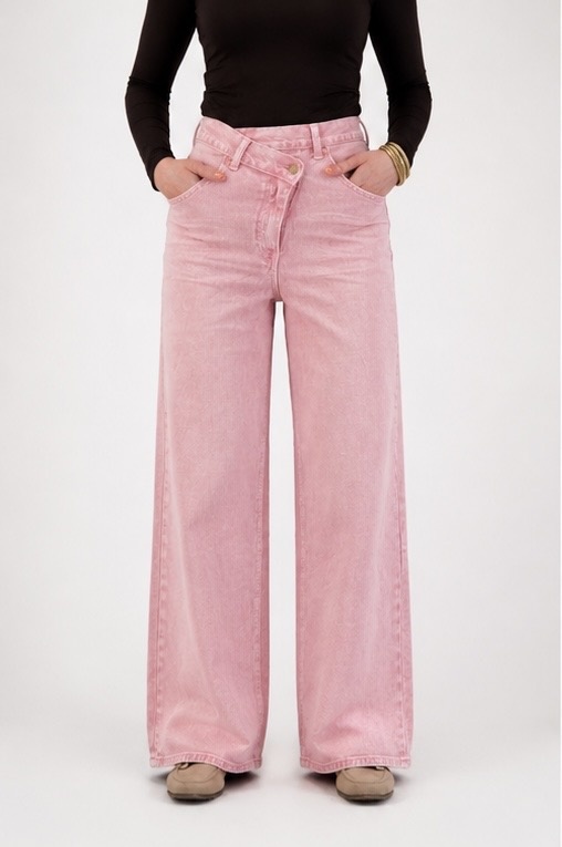 AMELI Straight Fit Jeans (Pink)