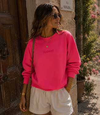 ICONIC Sweater (Neon Pink)