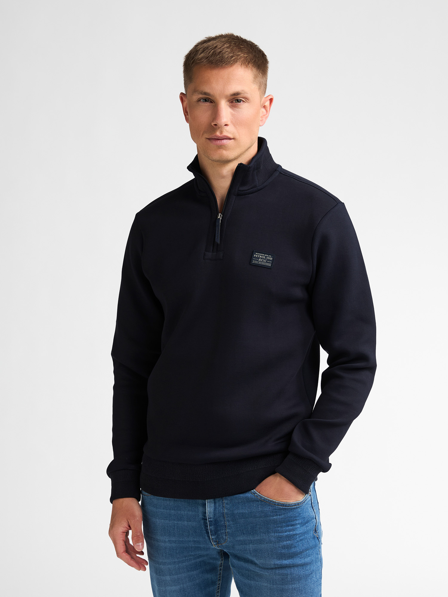 M-3060-SWC318  Zip Collar Sweater (5092)