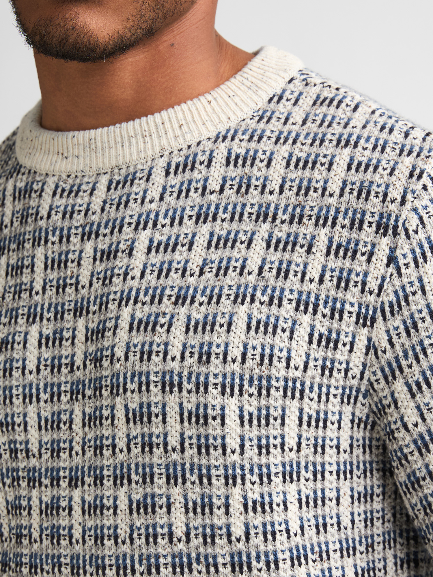 M-3060-KWR245 Men Sweater (0009 Sky Blue)