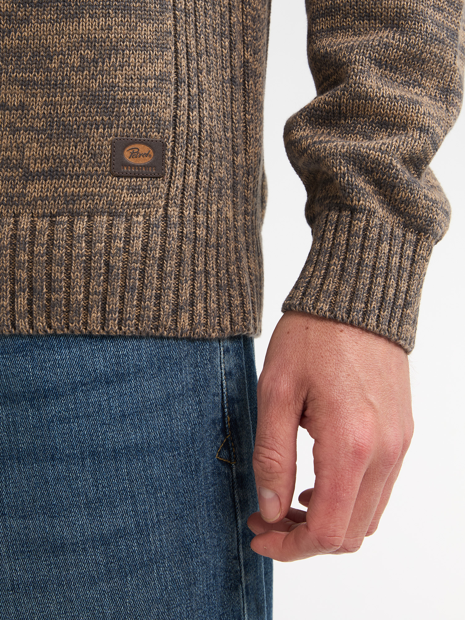 M-ROS-KWC206 Men Knit Neck Pullover (7140 Sand)