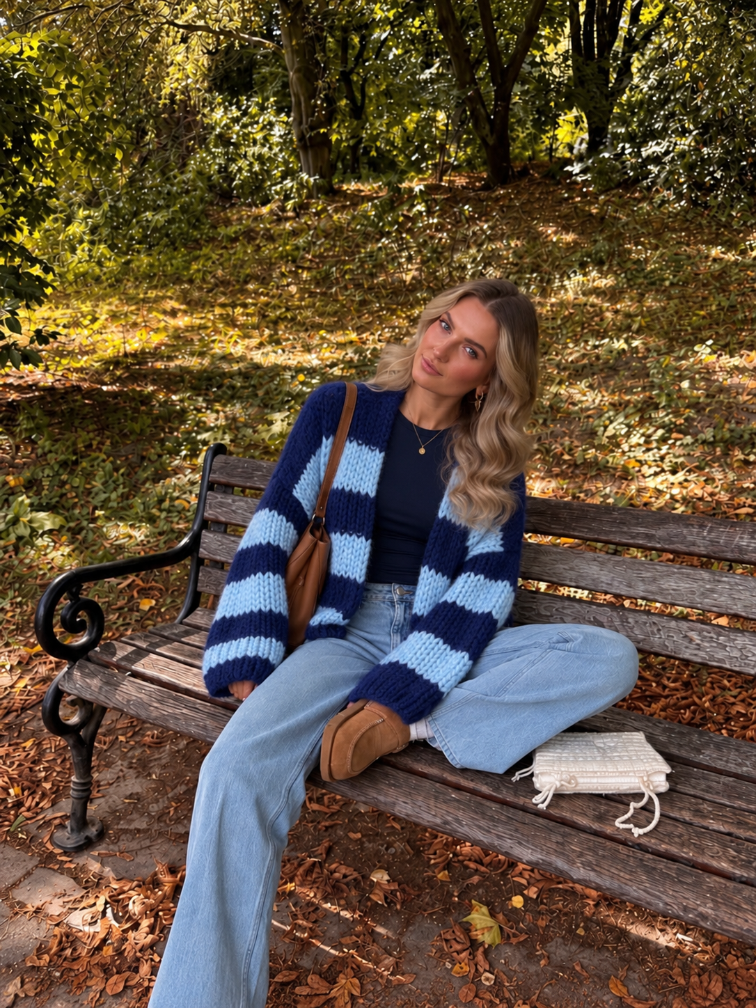 CORA Knit Vest (Sky Blue/Navy)