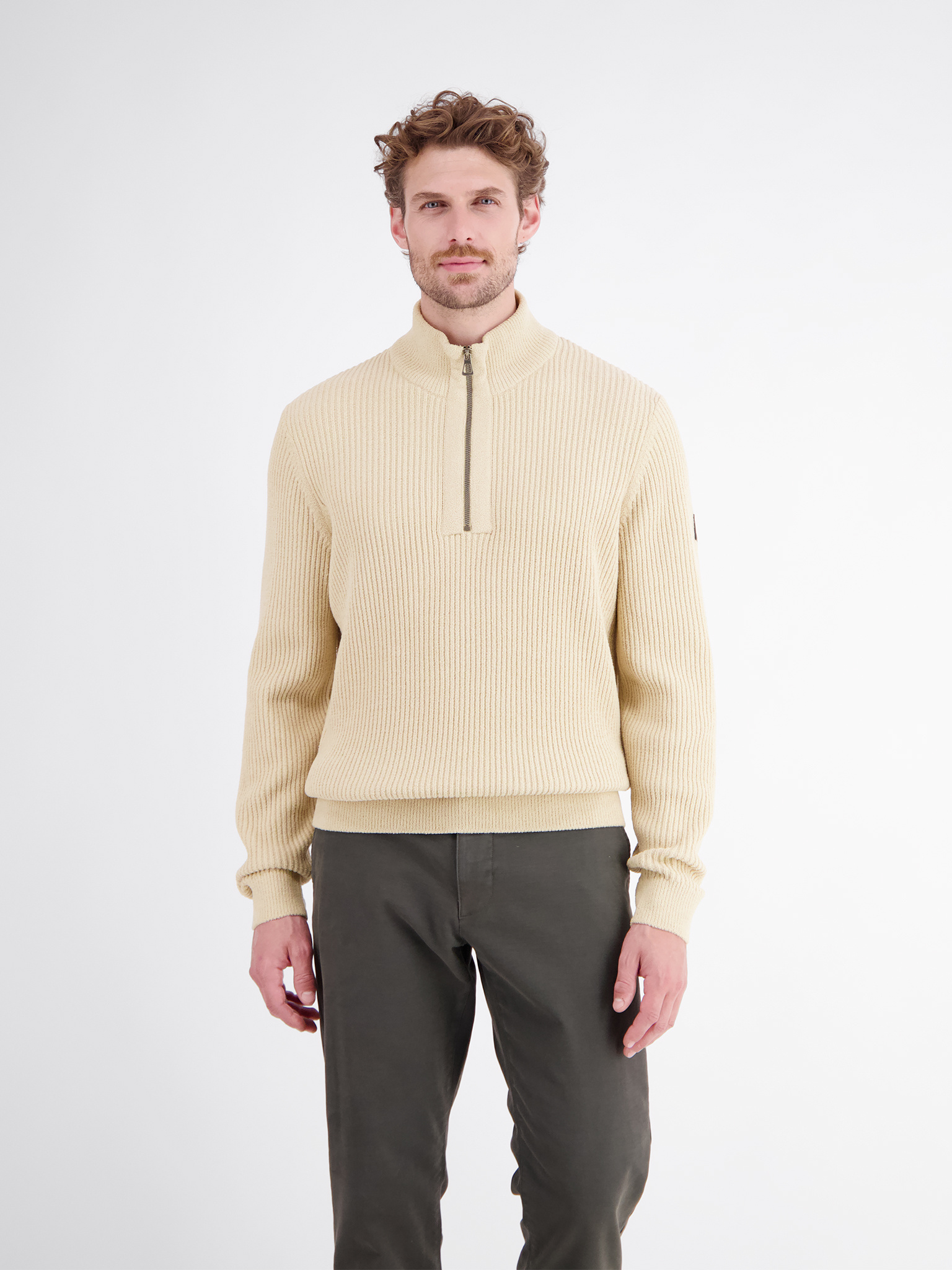 2605466 Men Zip Knit Sweater (108 Beige)