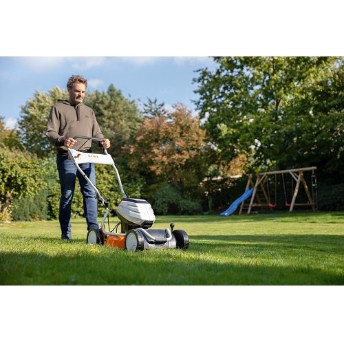 STIHL RMA 2 RPV accu grasmaaier STIHL STIHL RMA 2 RPV accu grasmaaier
