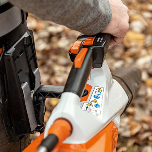 STIHL BGA 200 accu bladblazer met comfortdraagsysteem STIHL STIHL BGA 200 accu bladblazer met comfortdraagsysteem