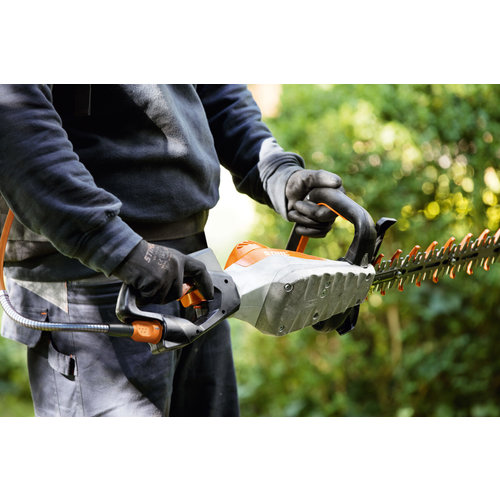 STIHL HSA 130 R accu heggenschaar set - 60 cm STIHL STIHL HSA 130 R accu heggenschaar set - 60 cm