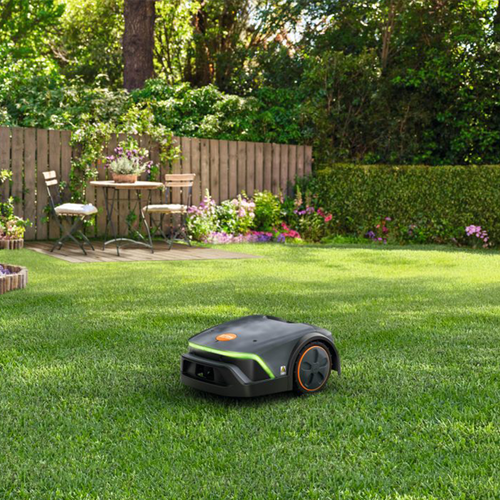 STIHL iMOW® 3 EVO Robotmaaier STIHL STIHL iMOW® 3 EVO Robotmaaier