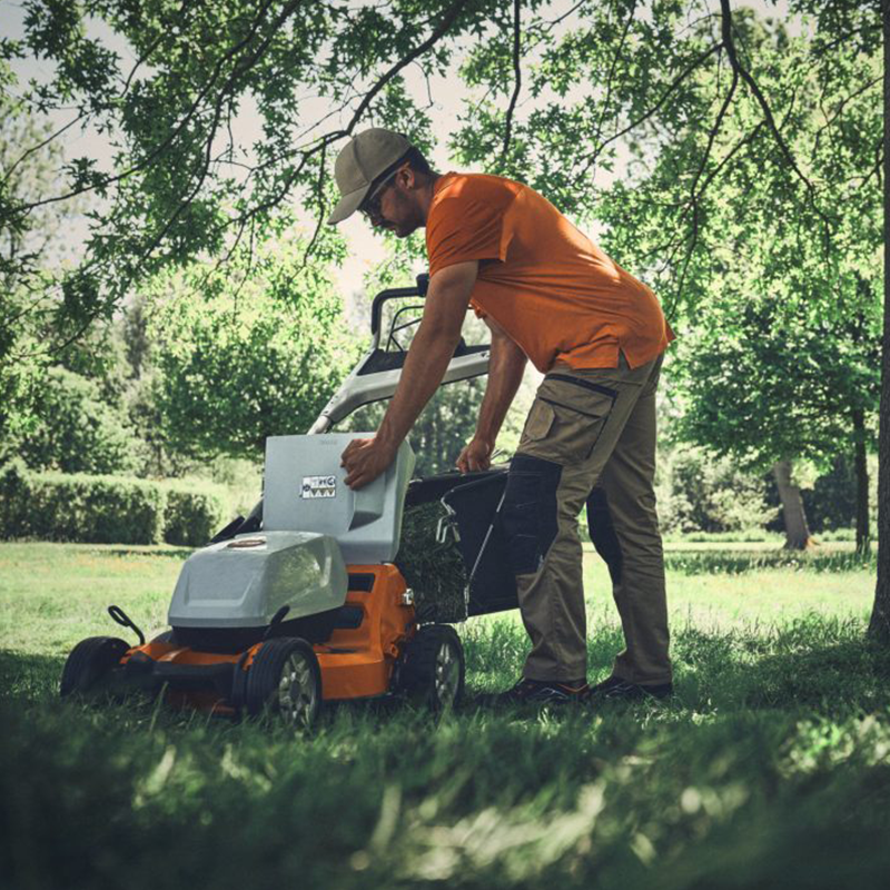 STIHL RMA 750 V Accu Grasmaaier B.V.