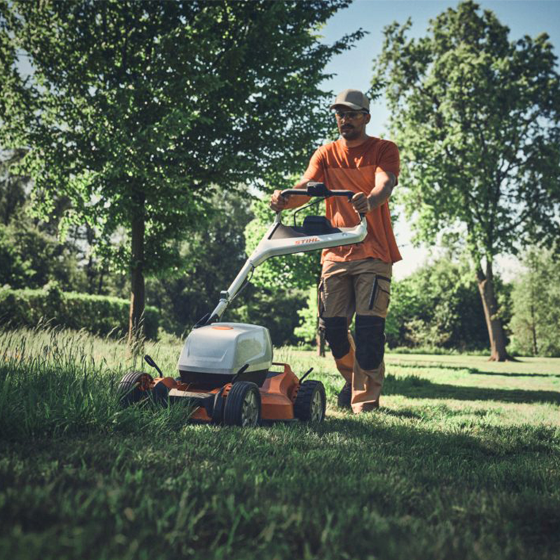 STIHL RMA 7 RV Accu Grasmaaier B.V.
