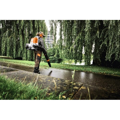 STIHL BRA 200 Accu bladblazer STIHL STIHL BRA 200 Accu bladblazer