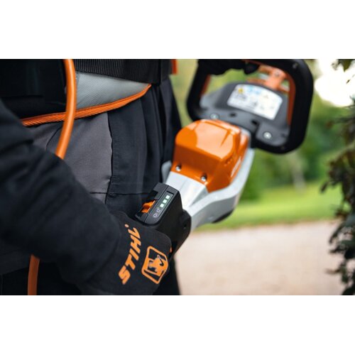 STIHL HSA 130 T accu heggenschaar - 75 cm STIHL STIHL HSA 130 T accu heggenschaar - 75 cm