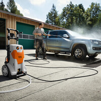 Hoeveel bar moet een tuinslang voor hogedrukreiniger aankunnen?