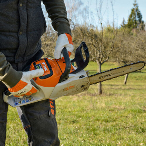 STIHL MSA 220 C-B accu kettingzaag actieset incl. accubox - 40 cm STIHL STIHL MSA 220 C-B accu kettingzaag actieset incl. accubox - 40 cm