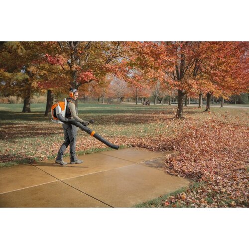 STIHL BRA 600 B Accu Bladblazer STIHL STIHL BRA 600 B Accu Bladblazer