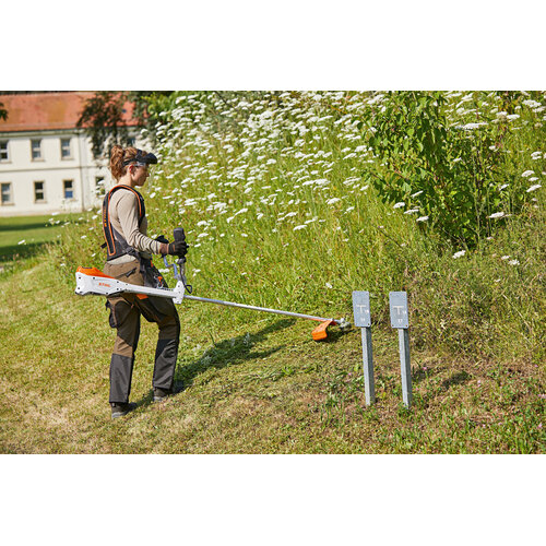 STIHL STIHL FSA 135 accu bosmaaier  actieset met 2x AP 300 S accu en 1x AL 301 lader